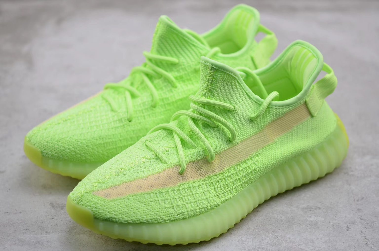 ADIDAS YEEZY Boost 350 V2「Glow」 – RABBITKICKS