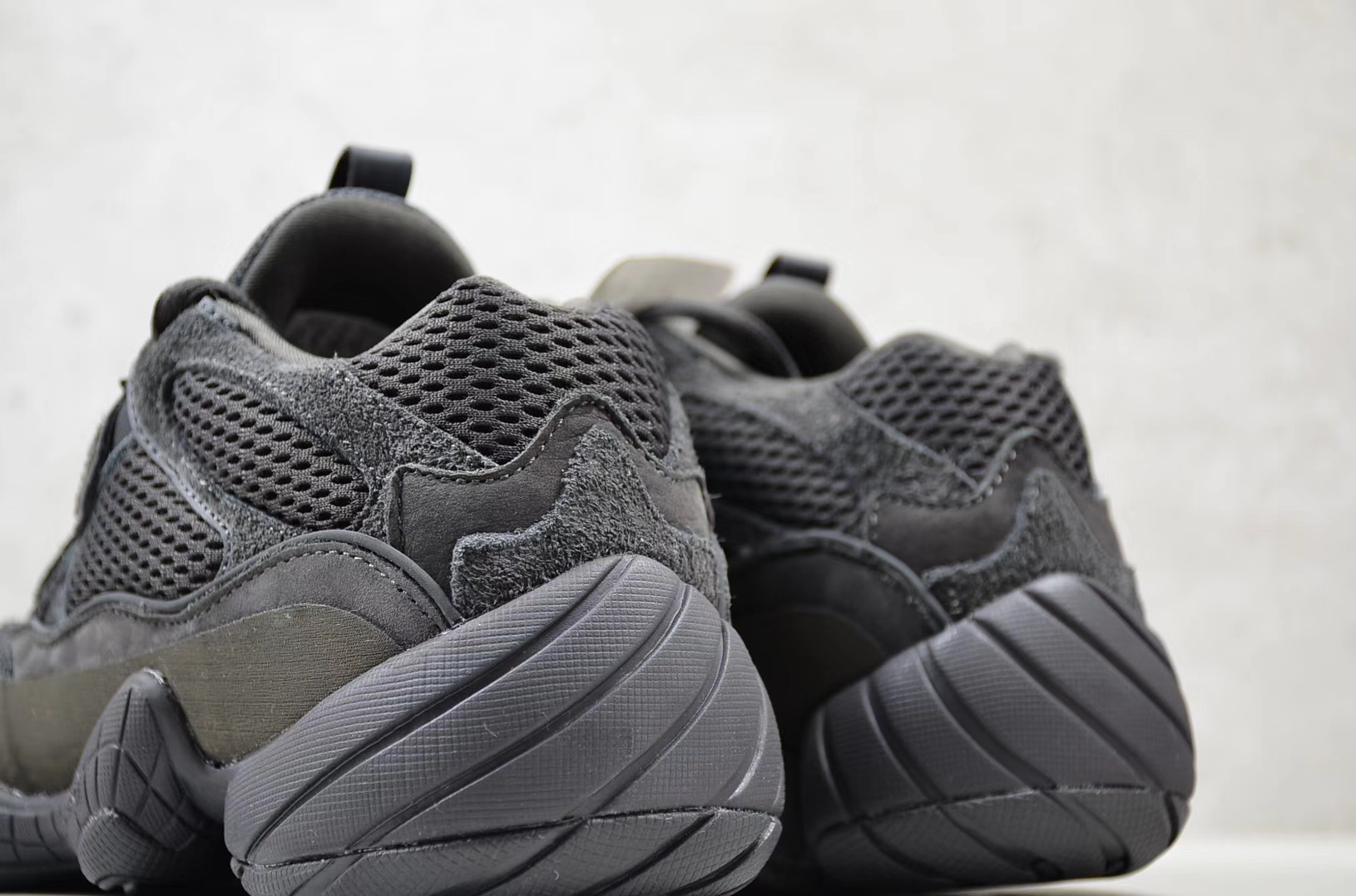 ADIDAS YEEZY 500「Utility Black」 – RABBITKICKS