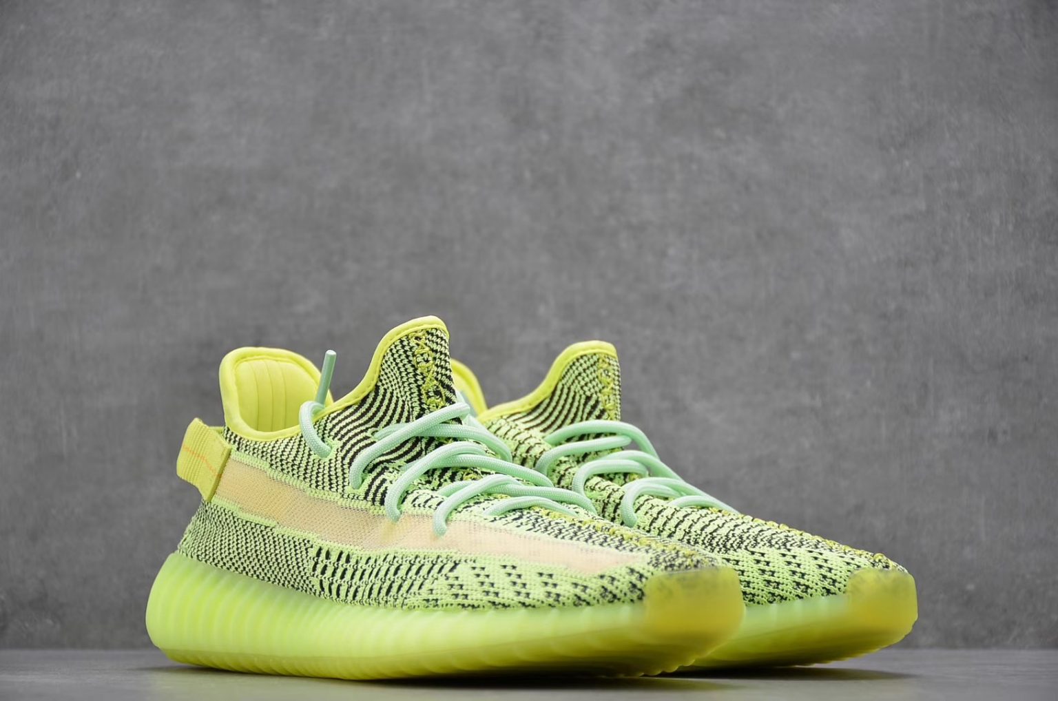 ADIDAS YEEZY Boost 350 V2「Dark Green」 RABBITKICKS