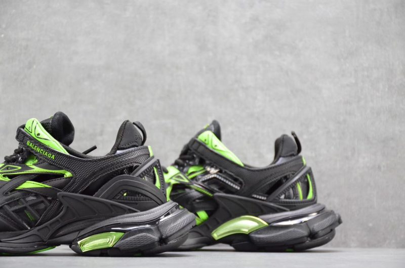 Balenciaga Track.2 Black Green – RABBITKICKS