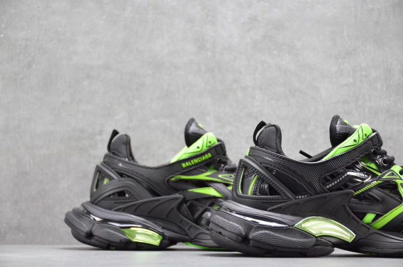 Balenciaga Track.2 Black Green – RABBITKICKS