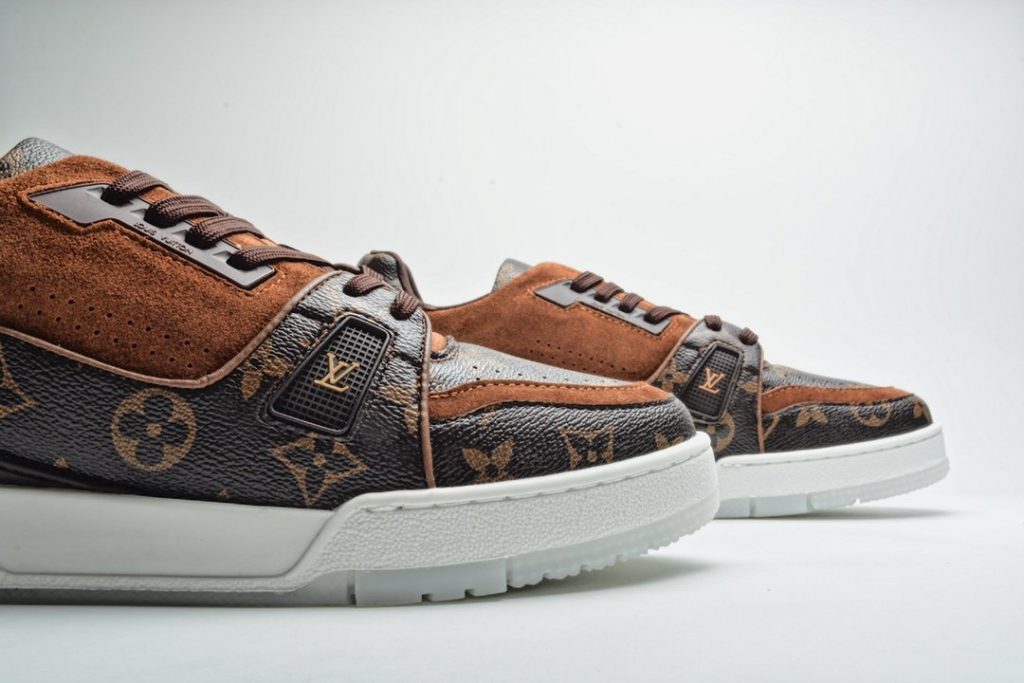 Louis Vuitton Trainer Suede Monogram – RABBITKICKS