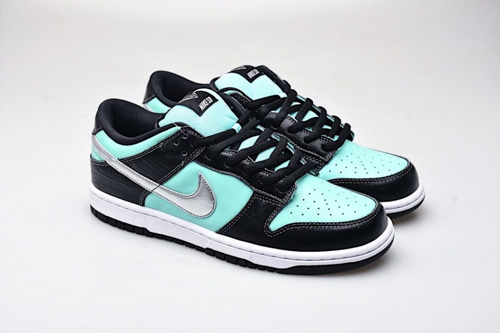 Nike SB Dunk Low Diamond Supply Co. “Tiffany” – RABBITKICKS