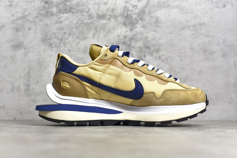 nike vaporwaffle sacai sesame blue void mens stores