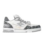 Louis Vuitton Trainer Sneaker In Grey